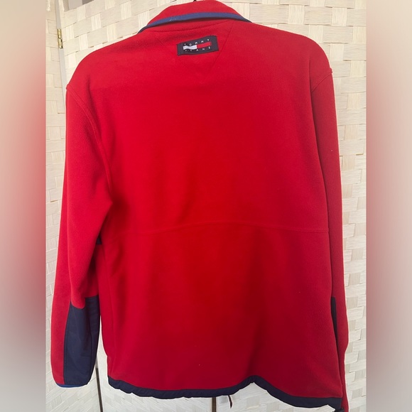 Fleece Tommy Hilfiger jacket. Size medium. - Picture 3 of 3